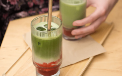 Erdbeer-Matcha-Latte