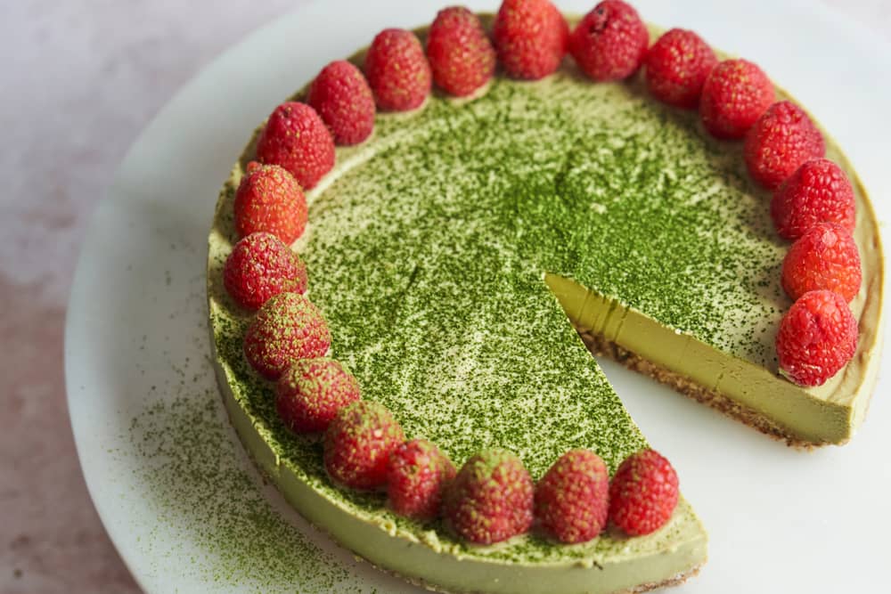Veganer Matcha-Käsekuchen ohne Backen